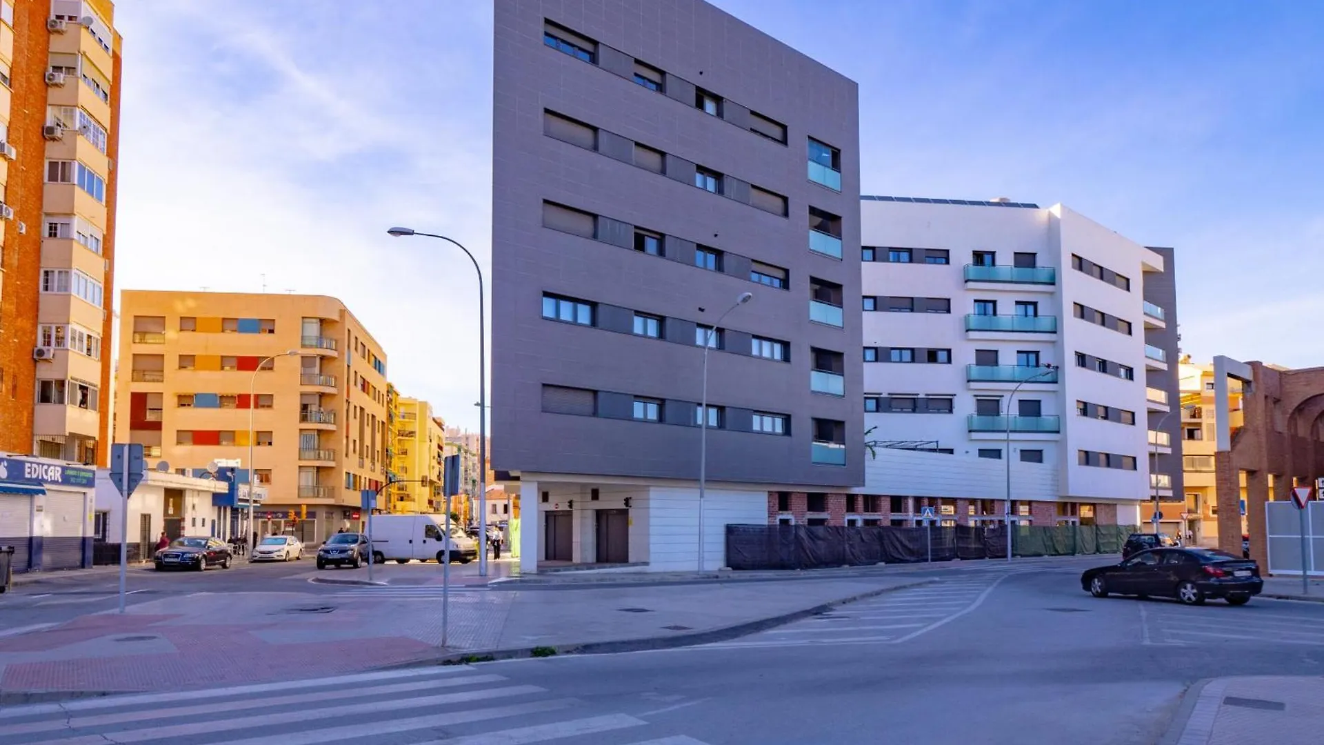 Cubo'S La Union Apartment Pool & Parking Málaga