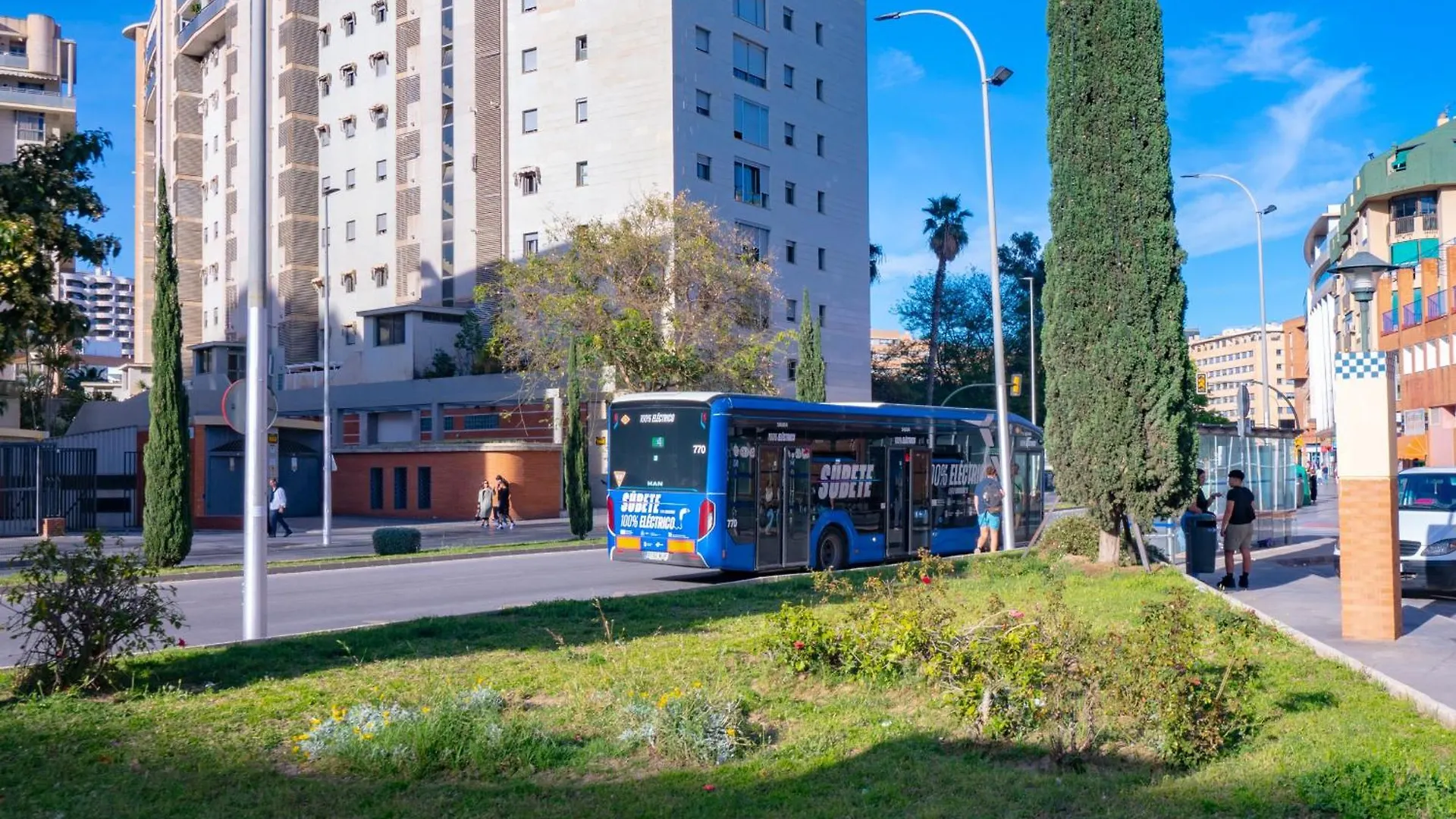 Cubo'S La Union Apartment Pool & Parking Malaga